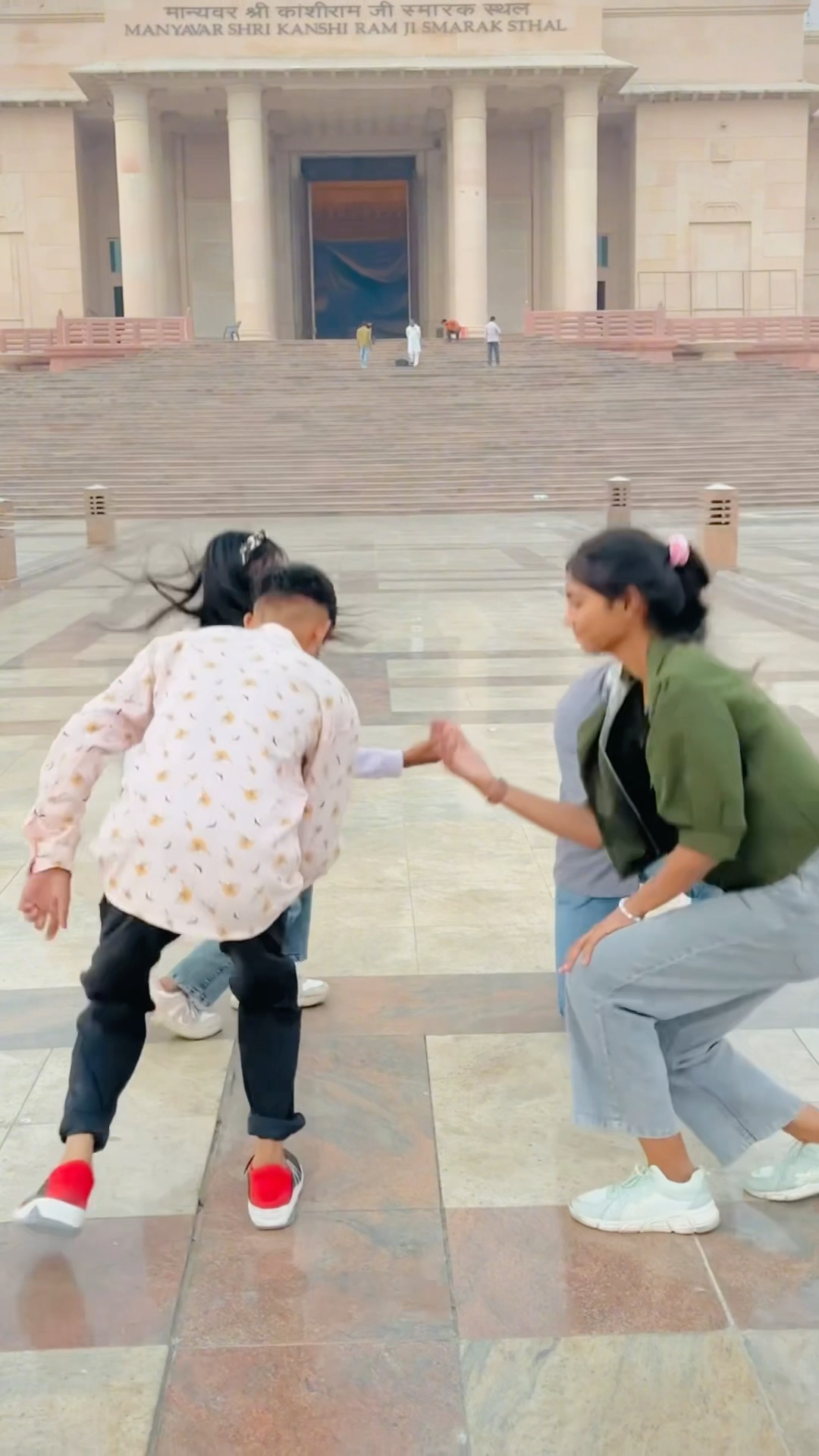 Uda Kabootar Furr Furr ?#ytshorts #youtubeshorts #shortsfeed #shorts #explore